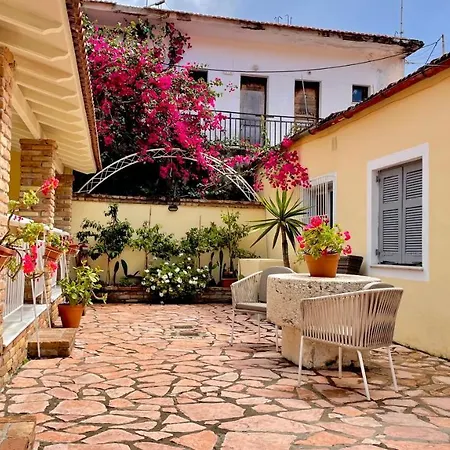 Nine Muses Апарт-отель Кавос