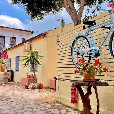 Hotel apartamentowy Nine Muses 4*