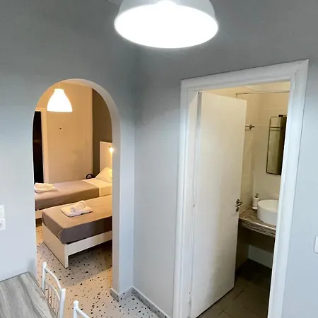 Nine Muses Hotel apartamentowy Kávos