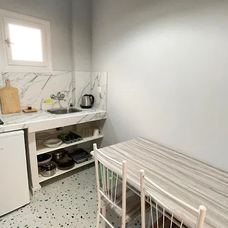 شقة فندقية Nine Muses 4*